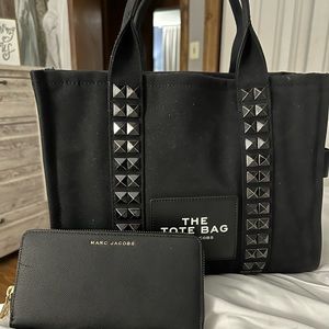 Authentic marc jacobs stuffed tote bag